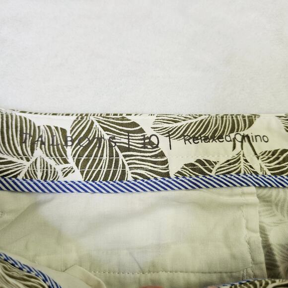 Talbots Relaxed Chino Pants Womens Size 10 White Green Leaf Feather Print Spring - Picture 7 of 13